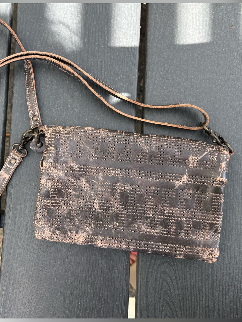 Bed Stu Distressed Gen Leather Bayshore Perforated Crossbody/Clutch RARE Grey - Picture 7 of 13